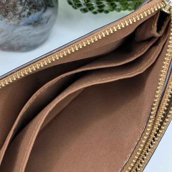 Coach brown Pebbled Leather Double Zip Wristlet - Picture 7 of 10